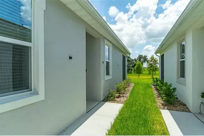 4005 Westwood Fields Loop, Plant City, FL 33565 - Photo 4
