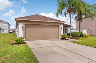 12826 Longcrest Dr, Riverview, FL 33579 - Photo 4