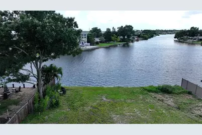 560 7th Street S, Safety Harbor, FL 34695 - Photo 12