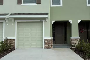 32519 Midsummer Night Ln, Wesley Chapel, FL 33543 - Photo 2