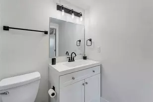 440 42nd St N, Saint Petersburg, FL 33713 - Photo 28