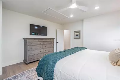 128 Carlyle Drive, Palm Harbor, FL 34683 - Photo 18