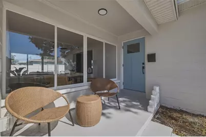 2465 38th Street N, Saint Petersburg, FL 33713 - Photo 4