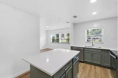 4409 W Pearl Avenue, Tampa, FL 33611 - Photo 10