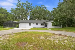 11666 Seminole Dr, New Port Richey, FL 34654 - Photo 8
