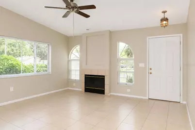 4631 W Eastwind Drive, Plant City, FL 33566 - Photo 2