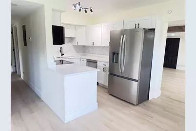 9505 N Willow Avenue, Tampa, FL 33612 - Photo 10