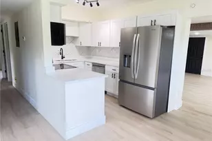 9505 N Willow Ave, Tampa, FL 33612 - Photo 10
