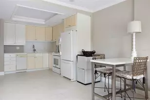 1200 N Shore Dr NE, Saint Petersburg, FL 33701 - Photo 6
