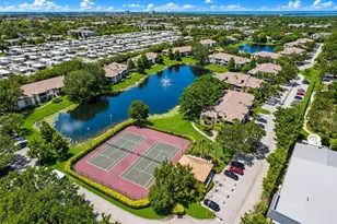 10263 Gandy Blvd N, Saint Petersburg, FL 33702 - Photo 82