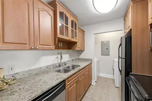 455 Alt 19 S, Palm Harbor, FL 34683 - Photo 14