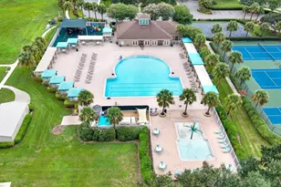 19144 Weymouth Dr, Land O Lakes, FL 34638 - Photo 38
