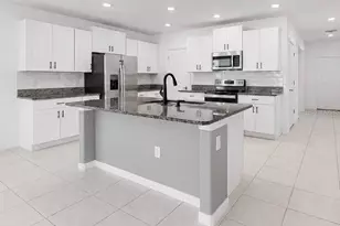 12600 Bergstrom Bay Dr, Riverview, FL 33579 - Photo 14