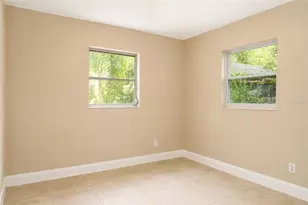 9412 N Elmer St, Tampa, FL 33612 - Photo 18