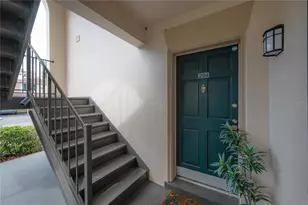 10391 Carrollwood Ln, Tampa, FL 33618 - Photo 2