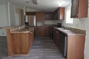 1020 Brinwood Dr, Seffner, FL 33584 - Photo 14