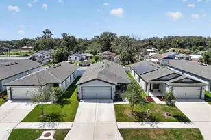 5761 Helmsman Ct, Tampa, FL 33619 - Photo 6