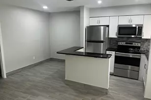 1605 Pass a Grille Way, Saint Pete Beach, FL 33706 - Photo 4
