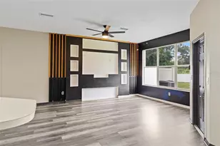 1522 Summergate Dr, Valrico, FL 33594 - Photo 8