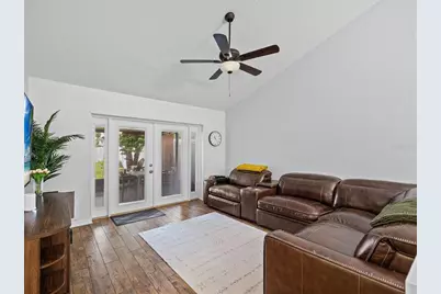 3439 Laurel Dale Drive, Tampa, FL 33618 - Photo 6