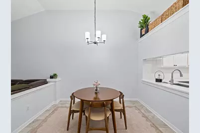 3439 Laurel Dale Drive, Tampa, FL 33618 - Photo 10