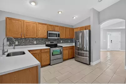 7961 Carriage Pointe Drive, Gibsonton, FL 33534 - Photo 4