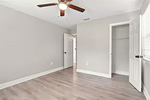 1217 E Norfolk St, Tampa, FL 33604 - Photo 16