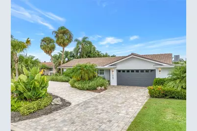1963 Kansas Avenue NE, Saint Petersburg, FL 33703 - Photo 6