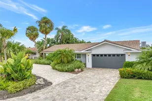 1963 Kansas Ave NE, Saint Petersburg, FL 33703 - Photo 6
