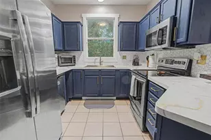 2214 Golden Oak Ln, Valrico, FL 33594 - Photo 18
