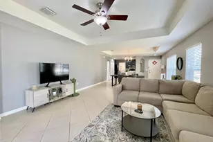 8227 Midnight Sun Ct, Riverview, FL 33578 - Photo 8