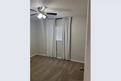 5608 Gateway Drive, Tampa, FL 33615 - Photo 10