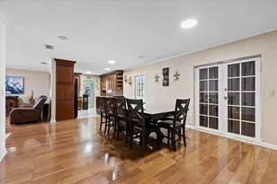 5809 N Hale Ave, Tampa, FL 33614 - Photo 2