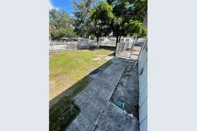 1339 13th Street W #1/2, Bradenton, FL 34205 - Photo 12