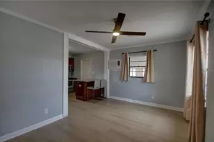820 86th Ave N, Saint Petersburg, FL 33702 - Photo 6