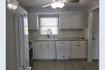 4775 Cove Circle #606, Saint Petersburg, FL 33708 - Photo 8