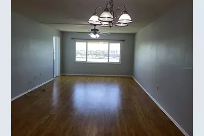 4775 Cove Circle #606, Saint Petersburg, FL 33708 - Photo 12