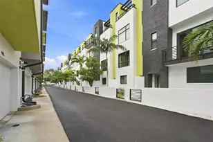 931 Arlington Ave N, Saint Petersburg, FL 33705 - Photo 8