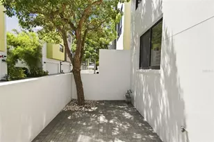 931 Arlington Ave N, Saint Petersburg, FL 33705 - Photo 8