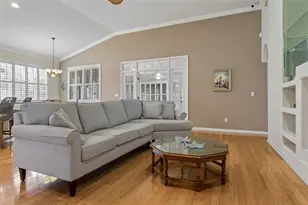 9703 Hidden Cove Ct, Tampa, FL 33618 - Photo 12