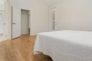 9703 Hidden Cove Ct, Tampa, FL 33618 - Photo 18