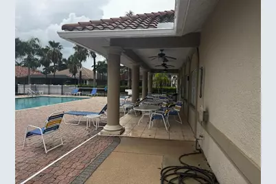 1205 3rd St Circle E, Palmetto, FL 34221 - Photo 8