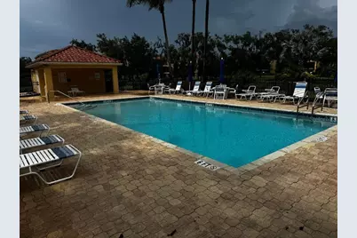 1205 3rd St Circle E, Palmetto, FL 34221 - Photo 6