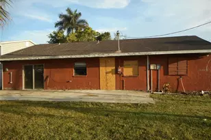 609 1st Ave NW, Ruskin, FL 33570 - Photo 2