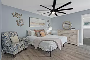 6917 Dunnett Ave N, Saint Petersburg, FL 33709 - Photo 16