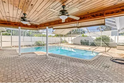 2053 Dolphin Boulevard S, Saint Petersburg, FL 33707 - Photo 40