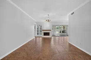 10811 Indian Hills Ct, Seminole, FL 33777 - Photo 8