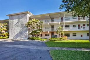 5155 9th Ave N, Saint Petersburg, FL 33710 - Photo 1