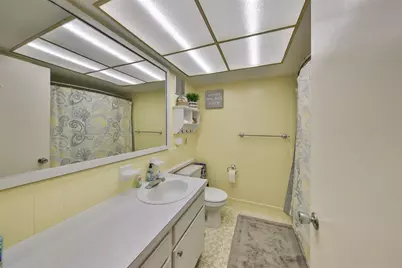 5155 9th Avenue N #102, Saint Petersburg, FL 33710 - Photo 16