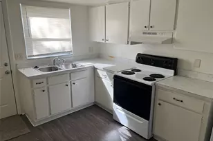 6300 1st Ave S, Saint Petersburg, FL 33707 - Photo 4